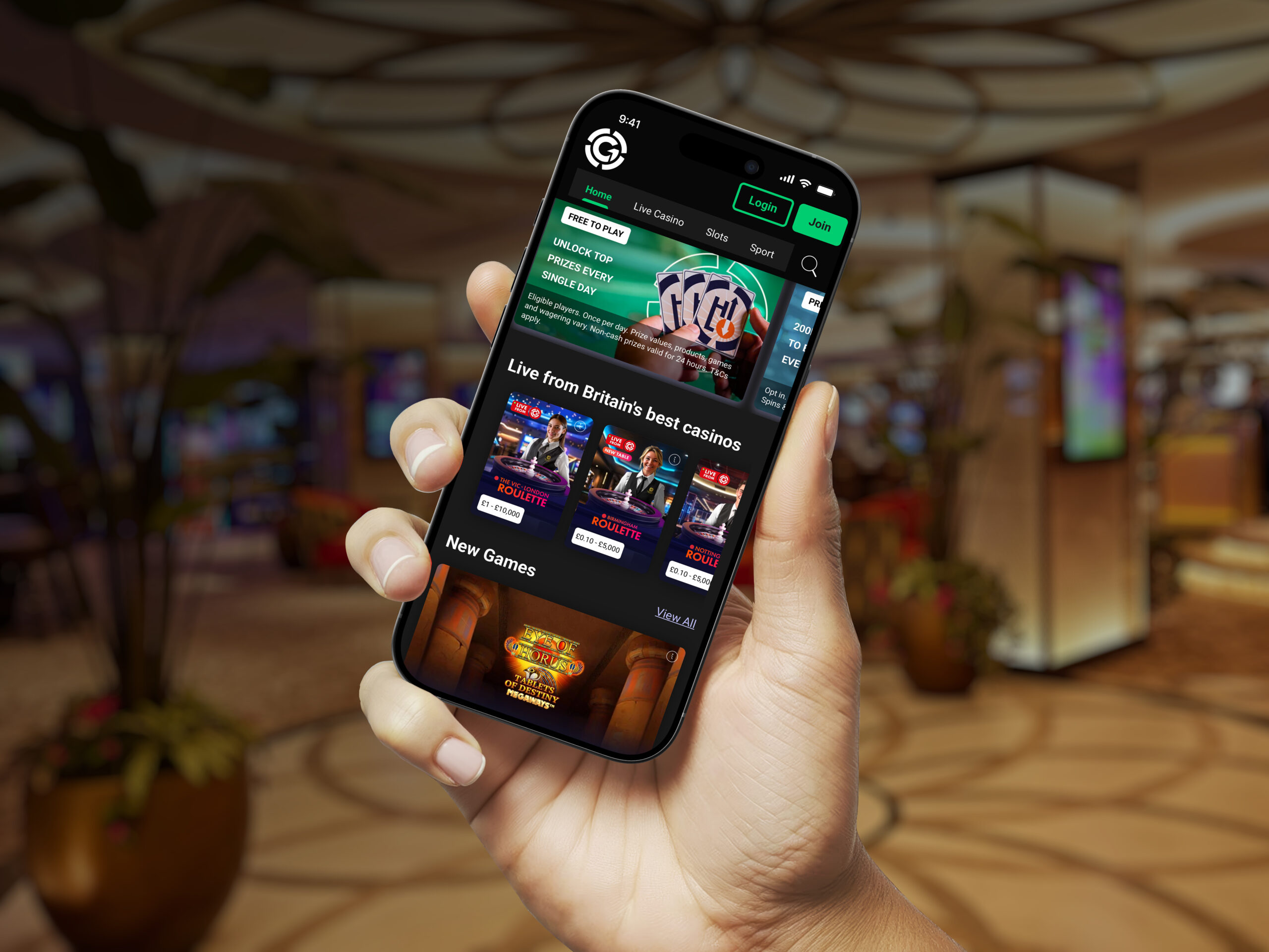 Hand+iphone16 Mockup Grsvnr